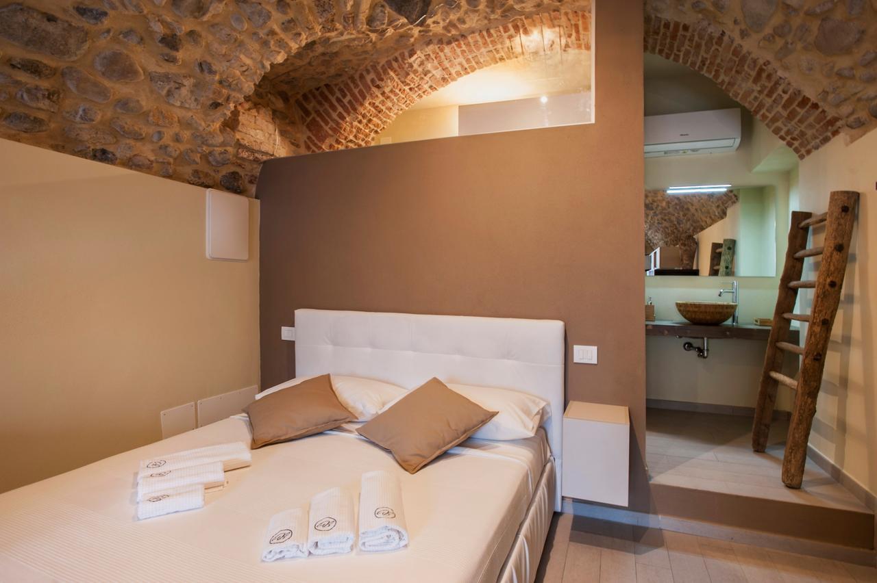 סן פליס דל בנאקו La Bellavita Del Garda Luxury Apartments מראה חיצוני תמונה