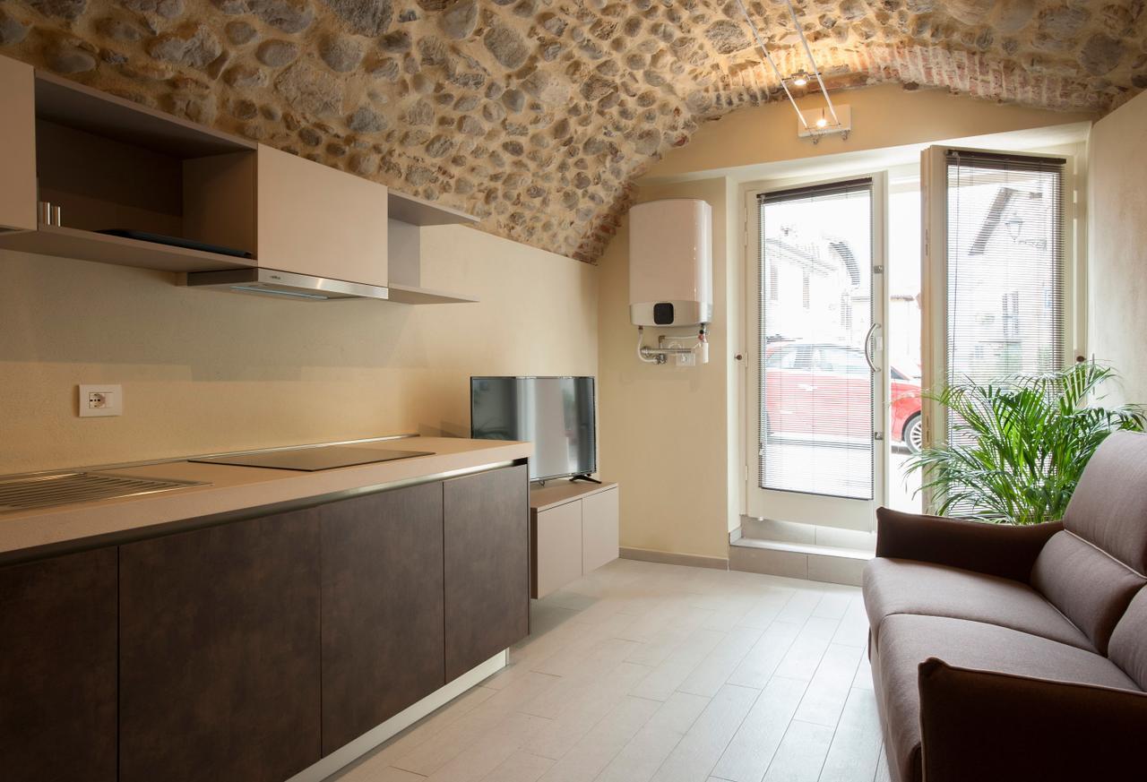 סן פליס דל בנאקו La Bellavita Del Garda Luxury Apartments מראה חיצוני תמונה